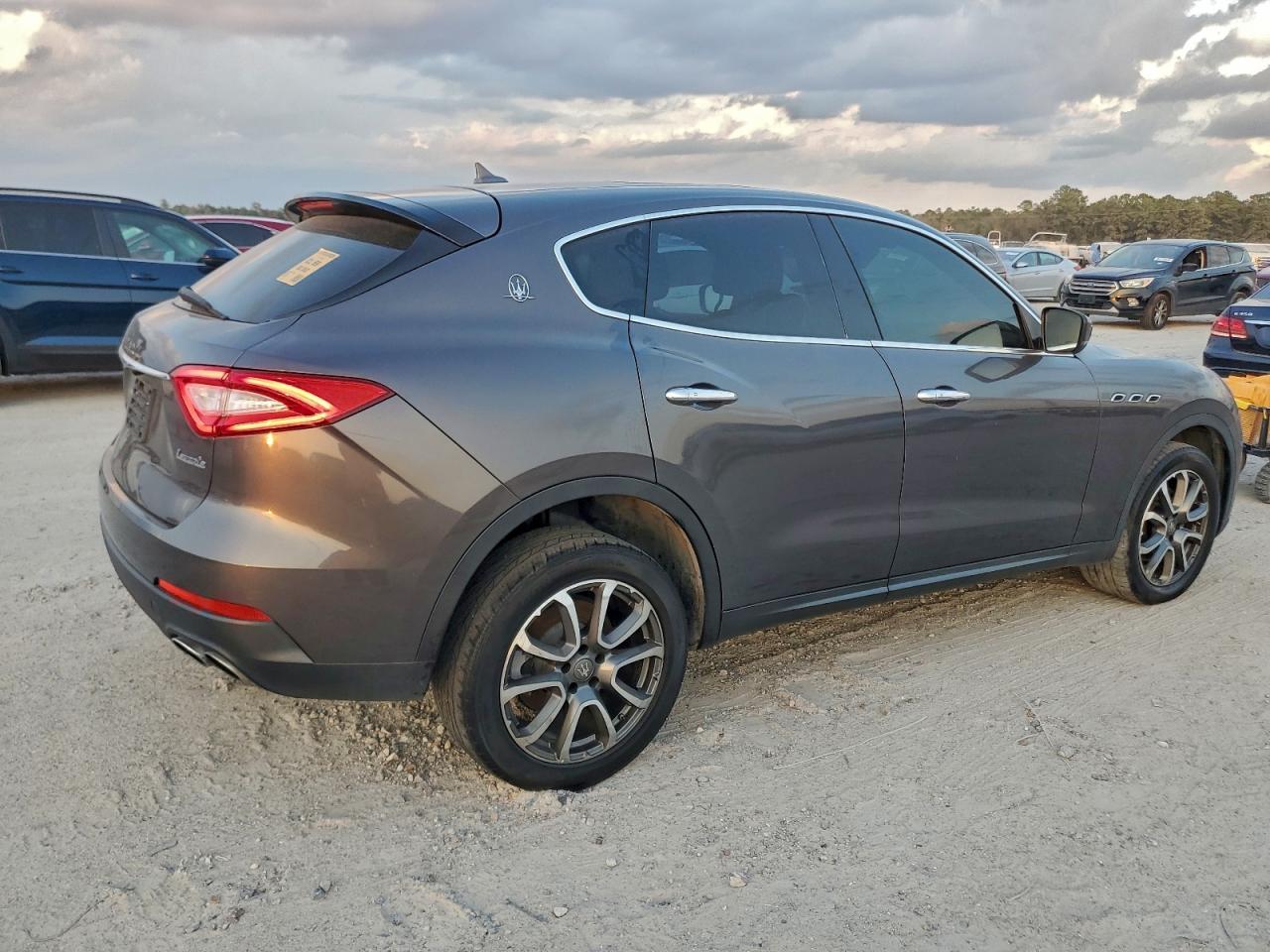 2017 MASERATI Levante