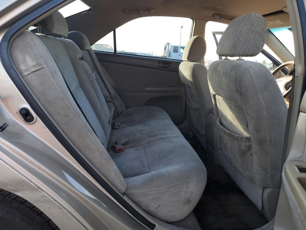 2004 TOYOTA CAMRY