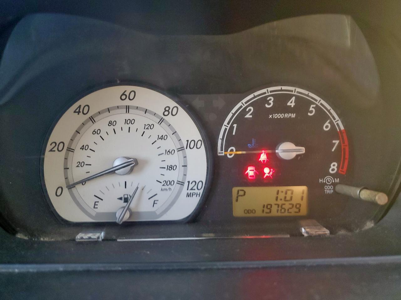 2004 TOYOTA SCION