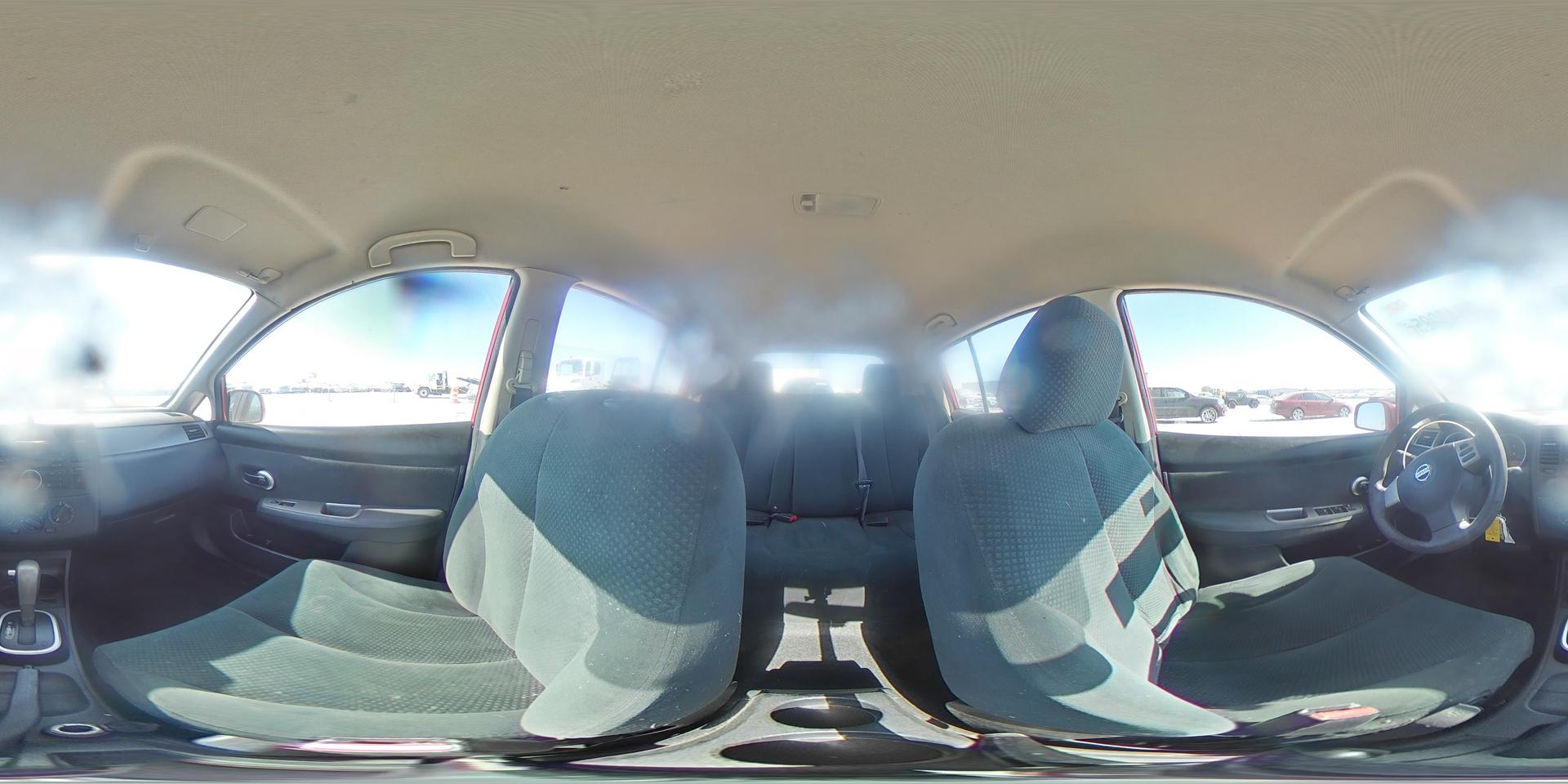 2012 NISSAN VERSA
