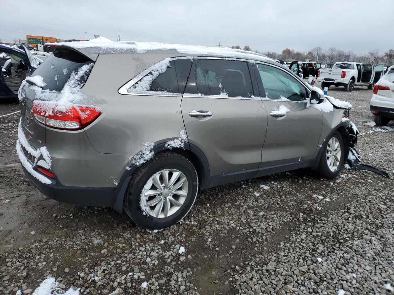 2016 KIA SORENTO
