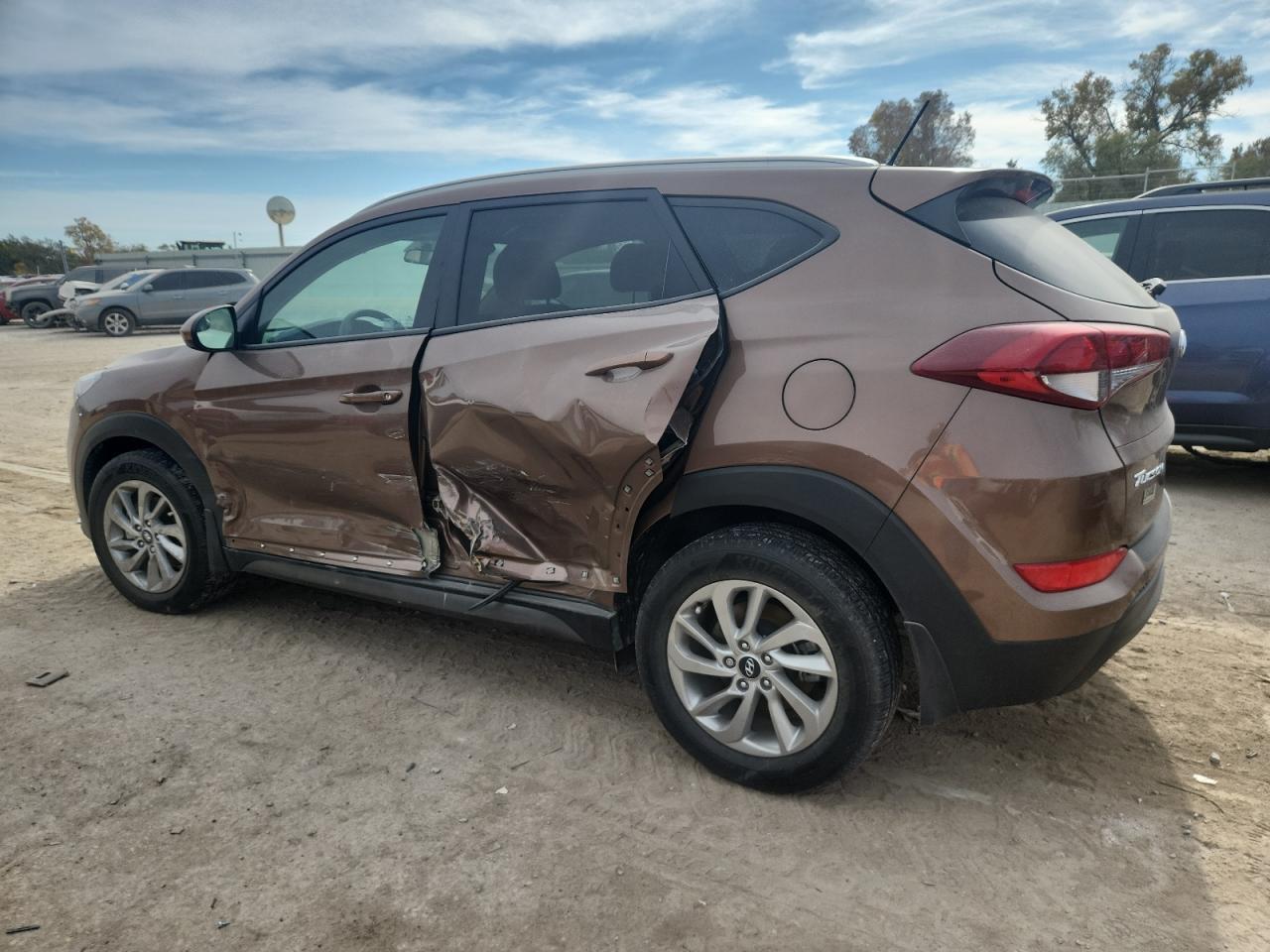 2016 HYUNDAI TUCSON