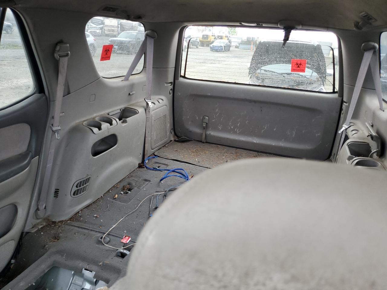 2002 TOYOTA Sequoia