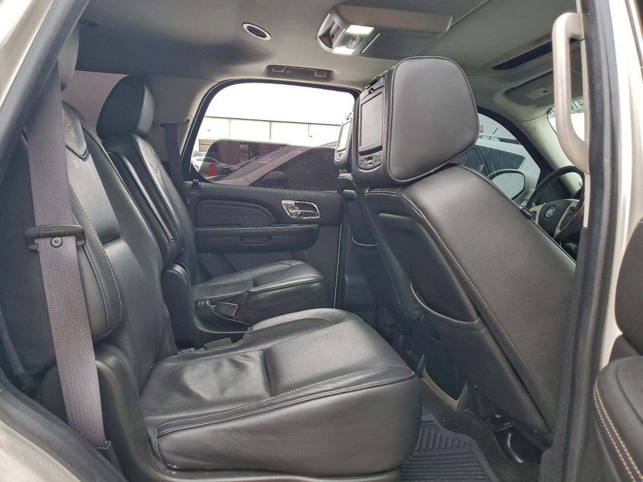 2013 CADILLAC ESCALADE
