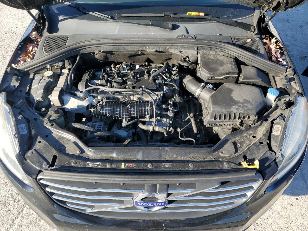 2015 VOLVO XC60