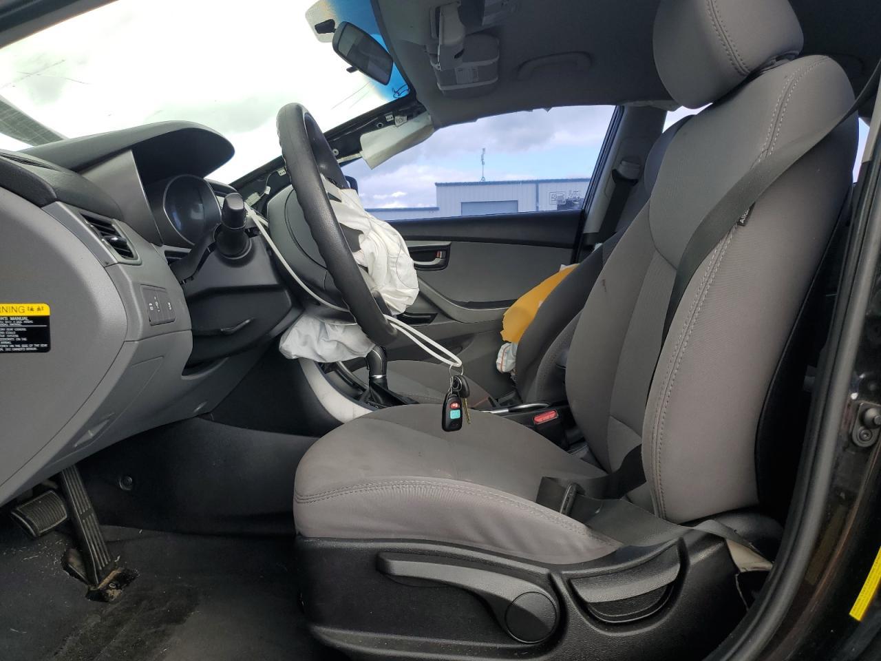 2016 HYUNDAI ELANTRA