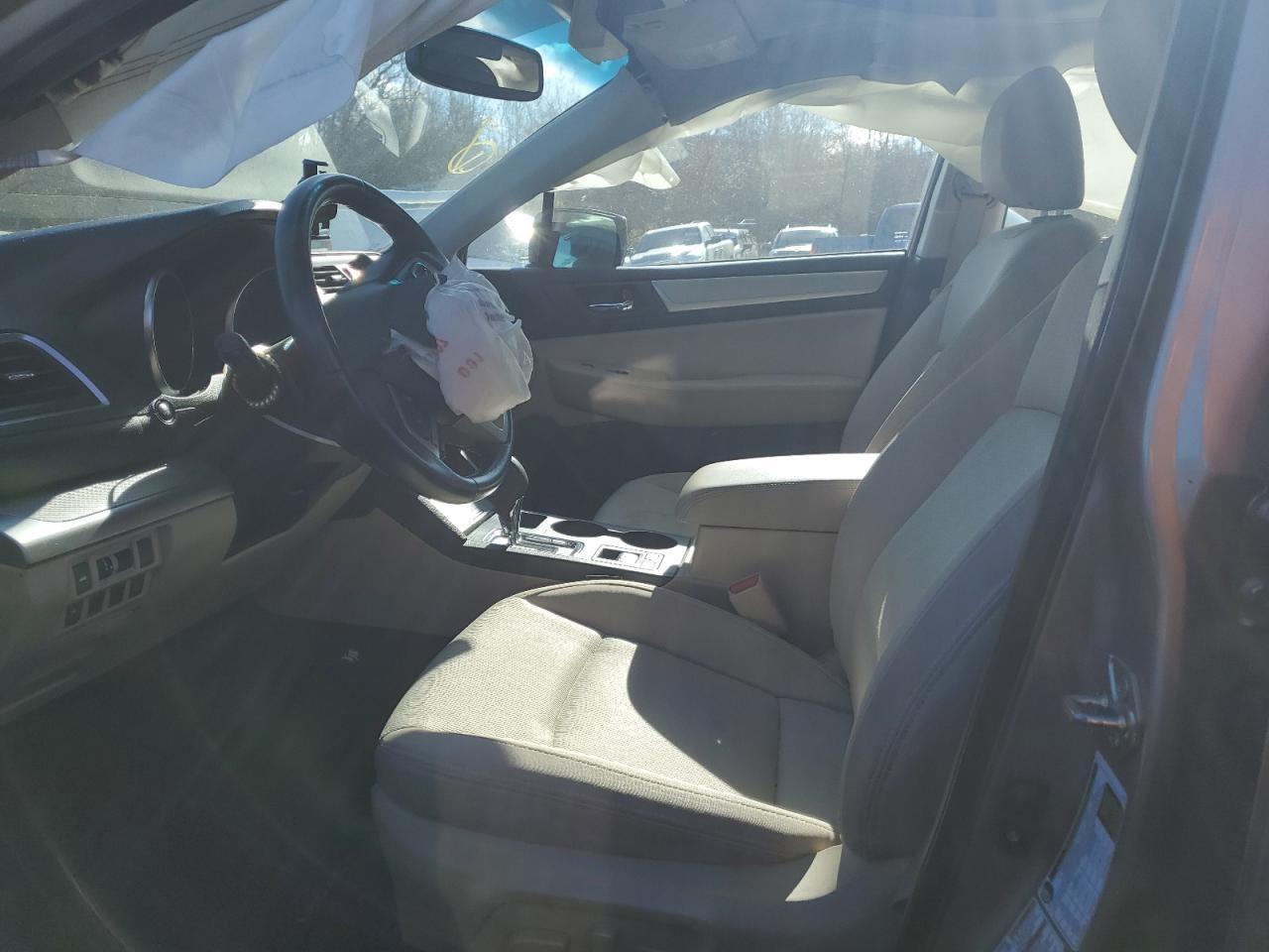 2015 SUBARU Legacy