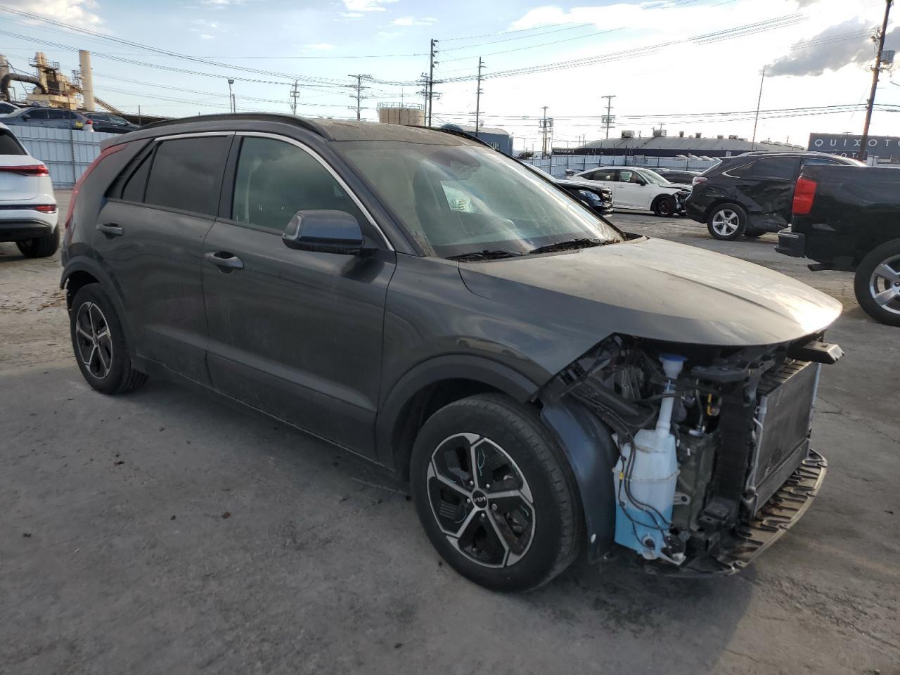 2023 KIA Niro