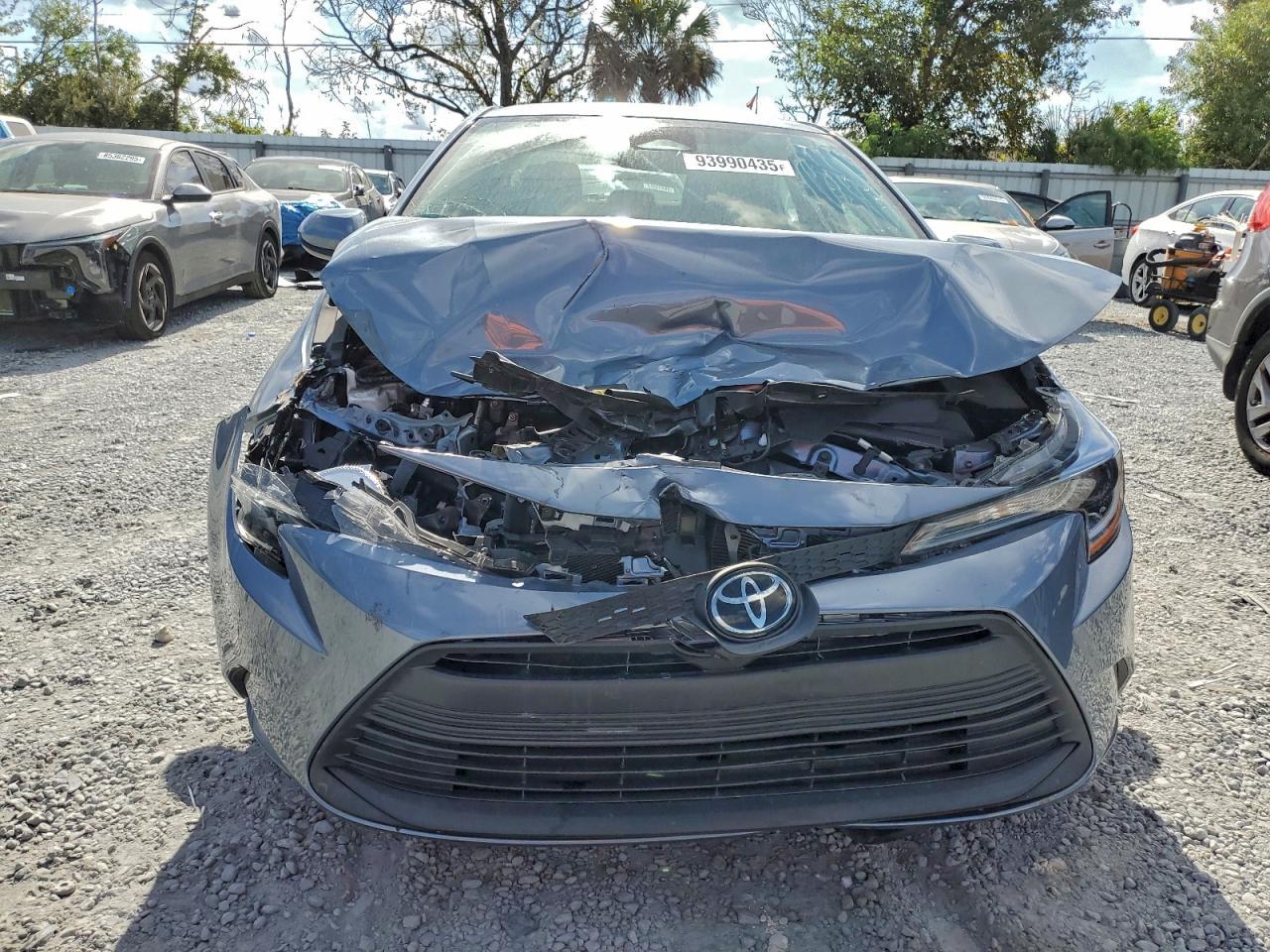2023 TOYOTA COROLLA