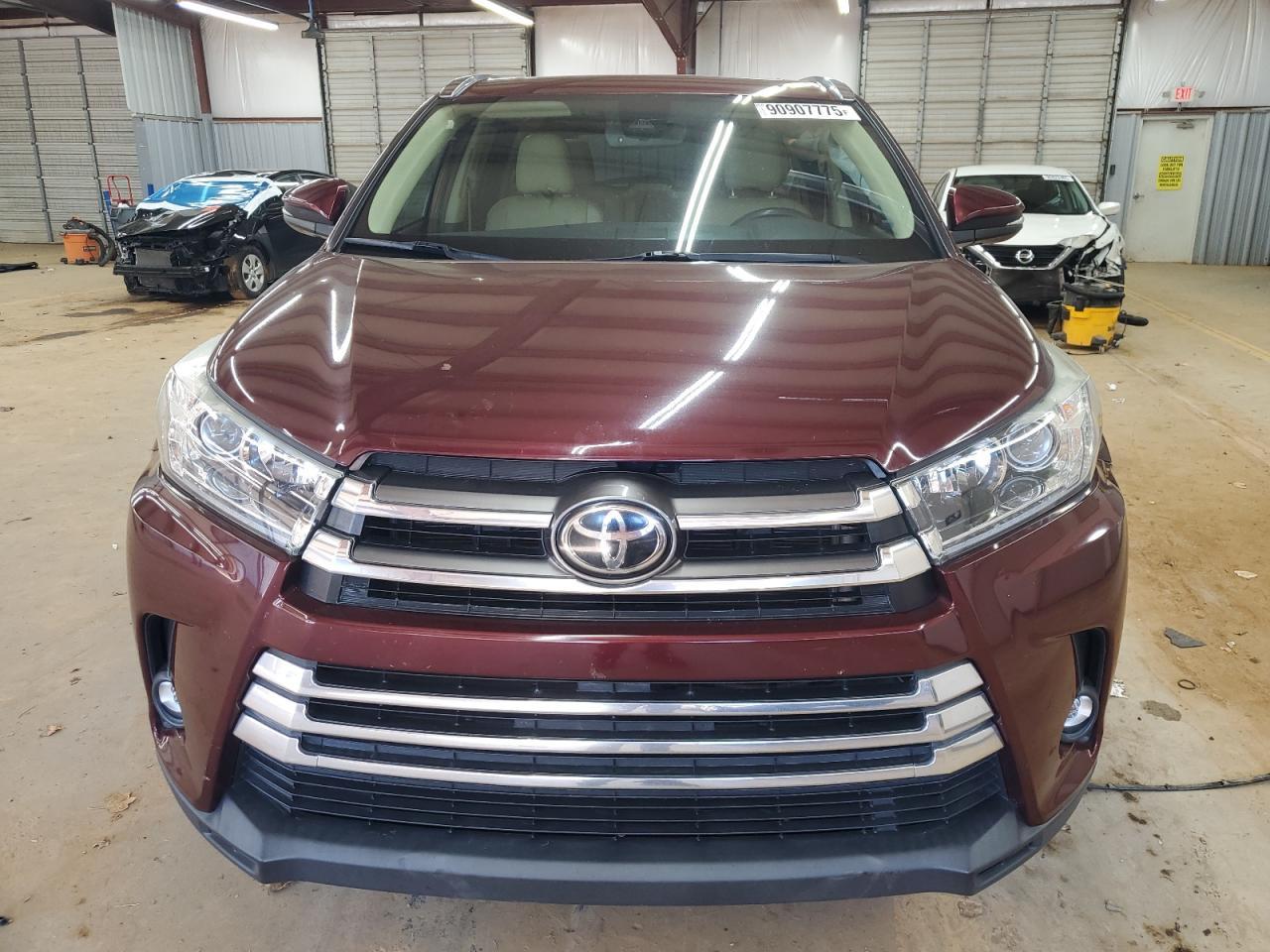2019 TOYOTA HIGHLANDER