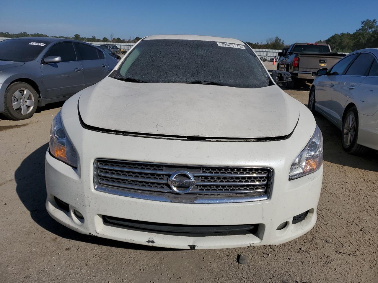 2011 NISSAN Maxima