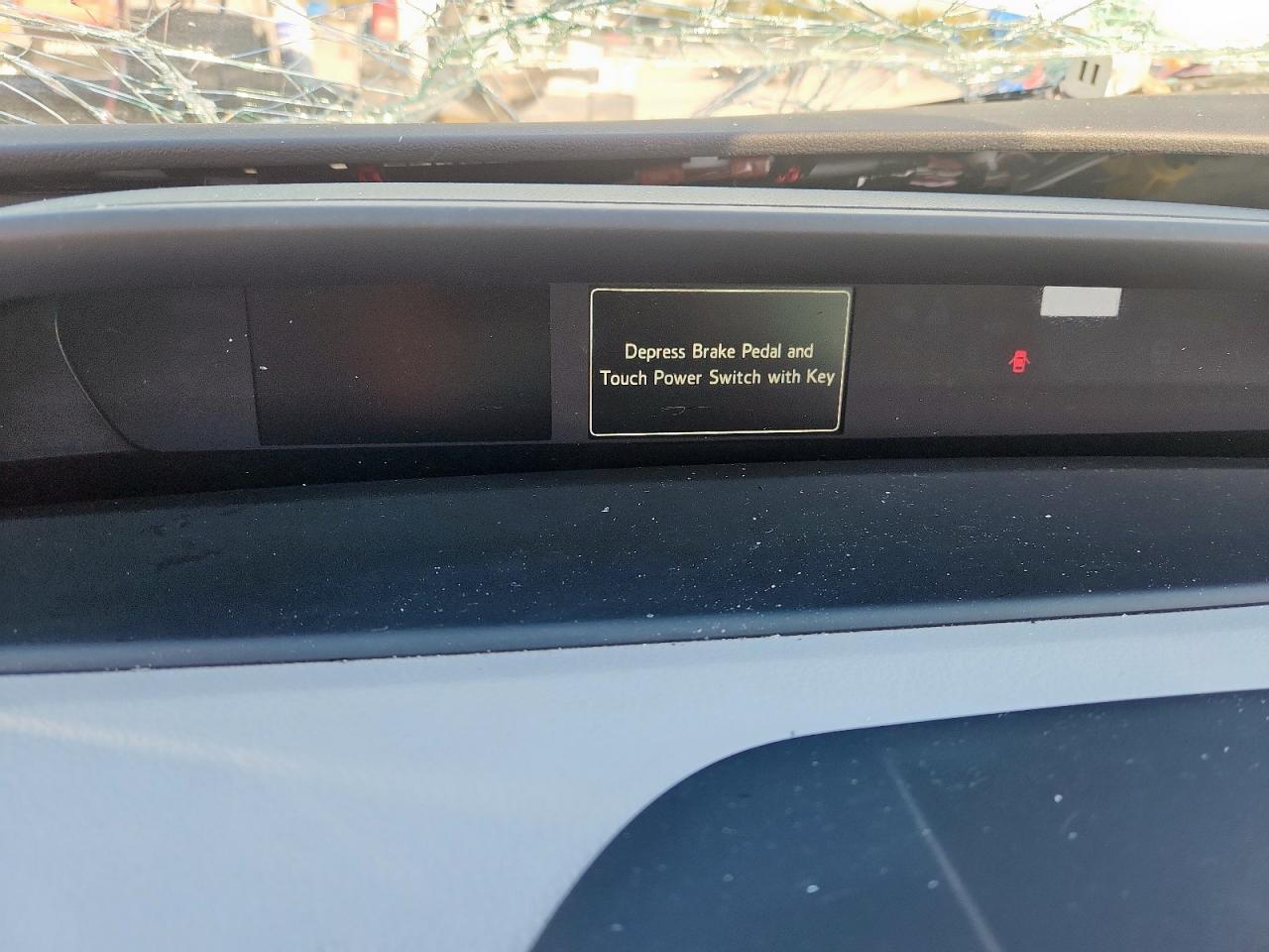 2019 TOYOTA PRIUS