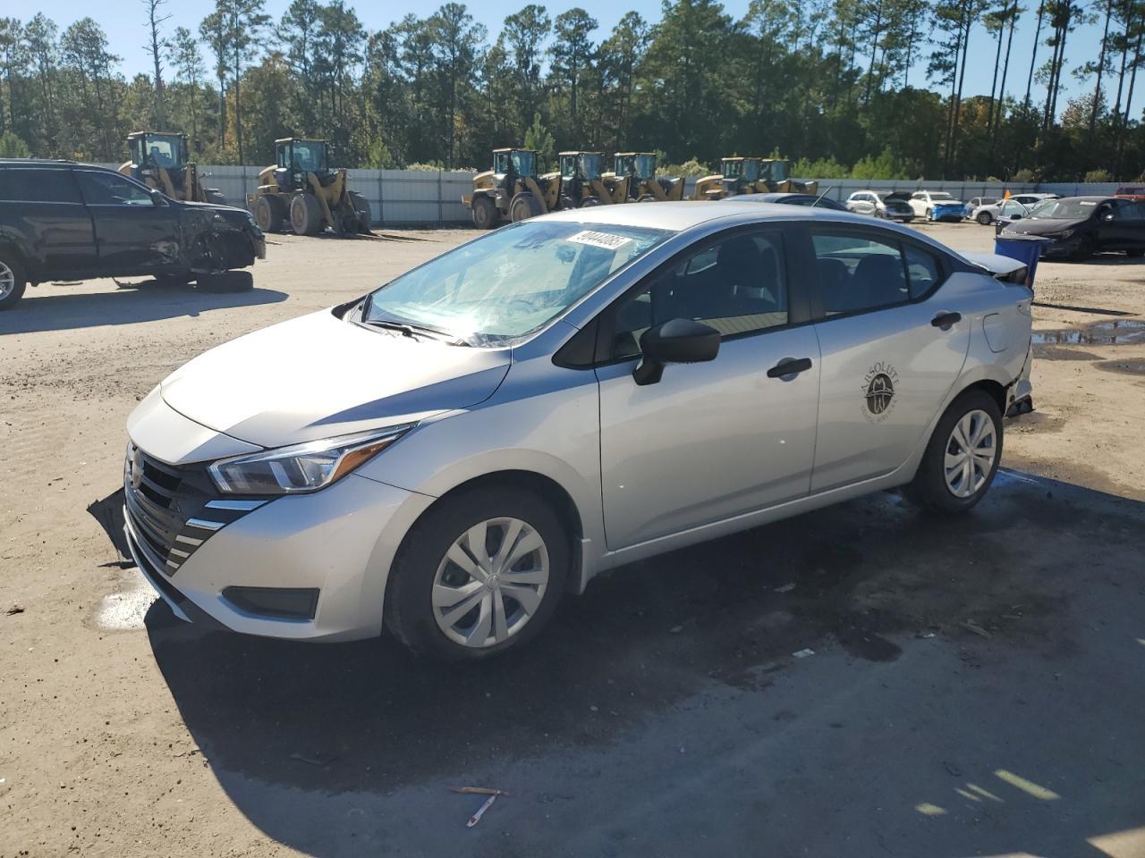 2023 NISSAN VERSA