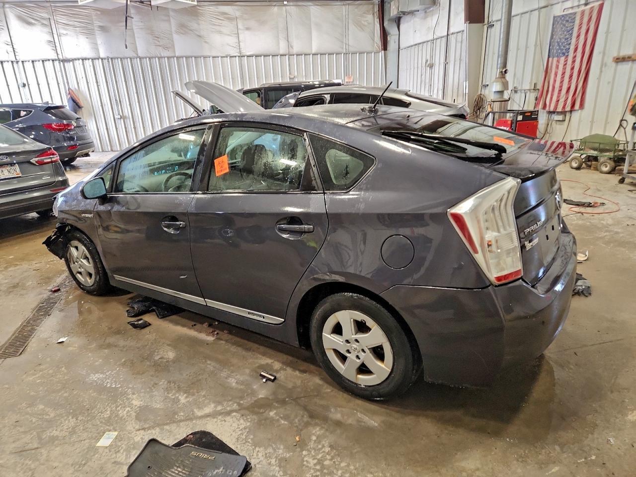2011 TOYOTA PRIUS
