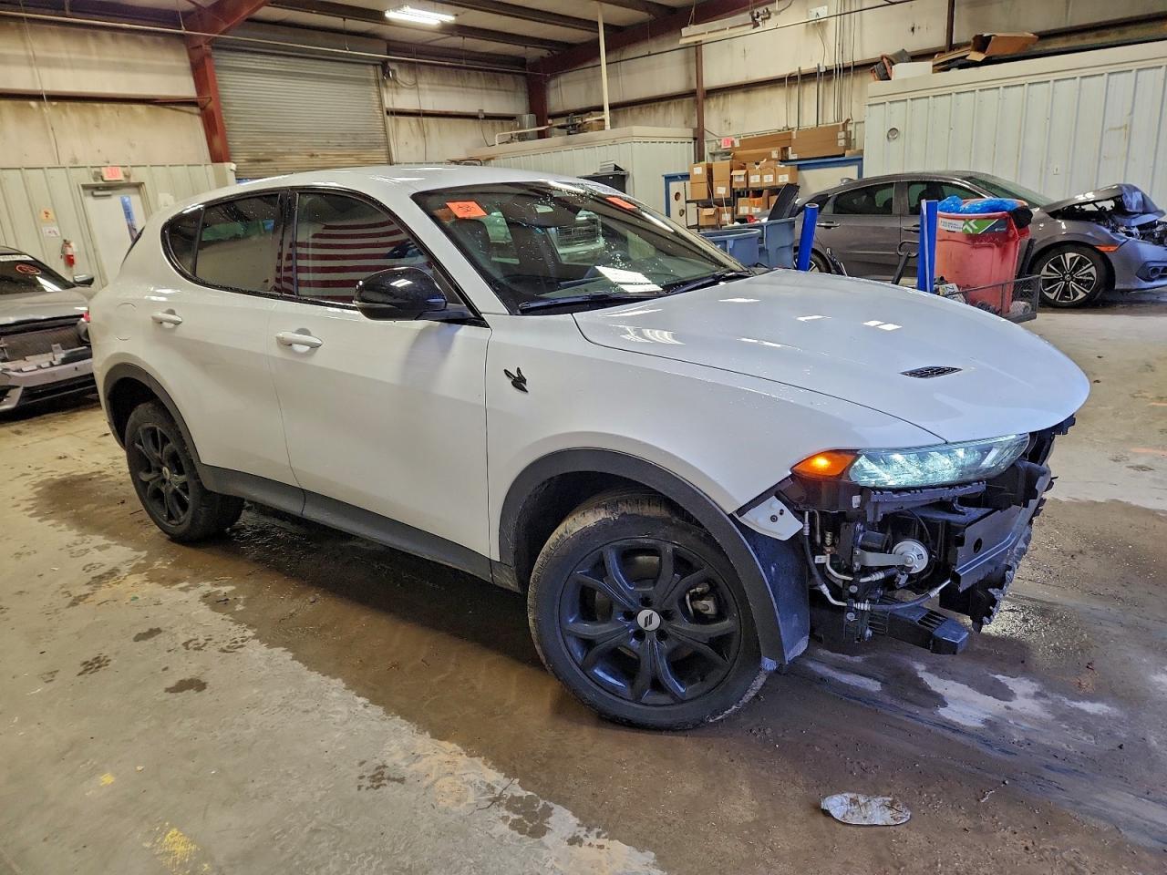 2024 DODGE Hornet