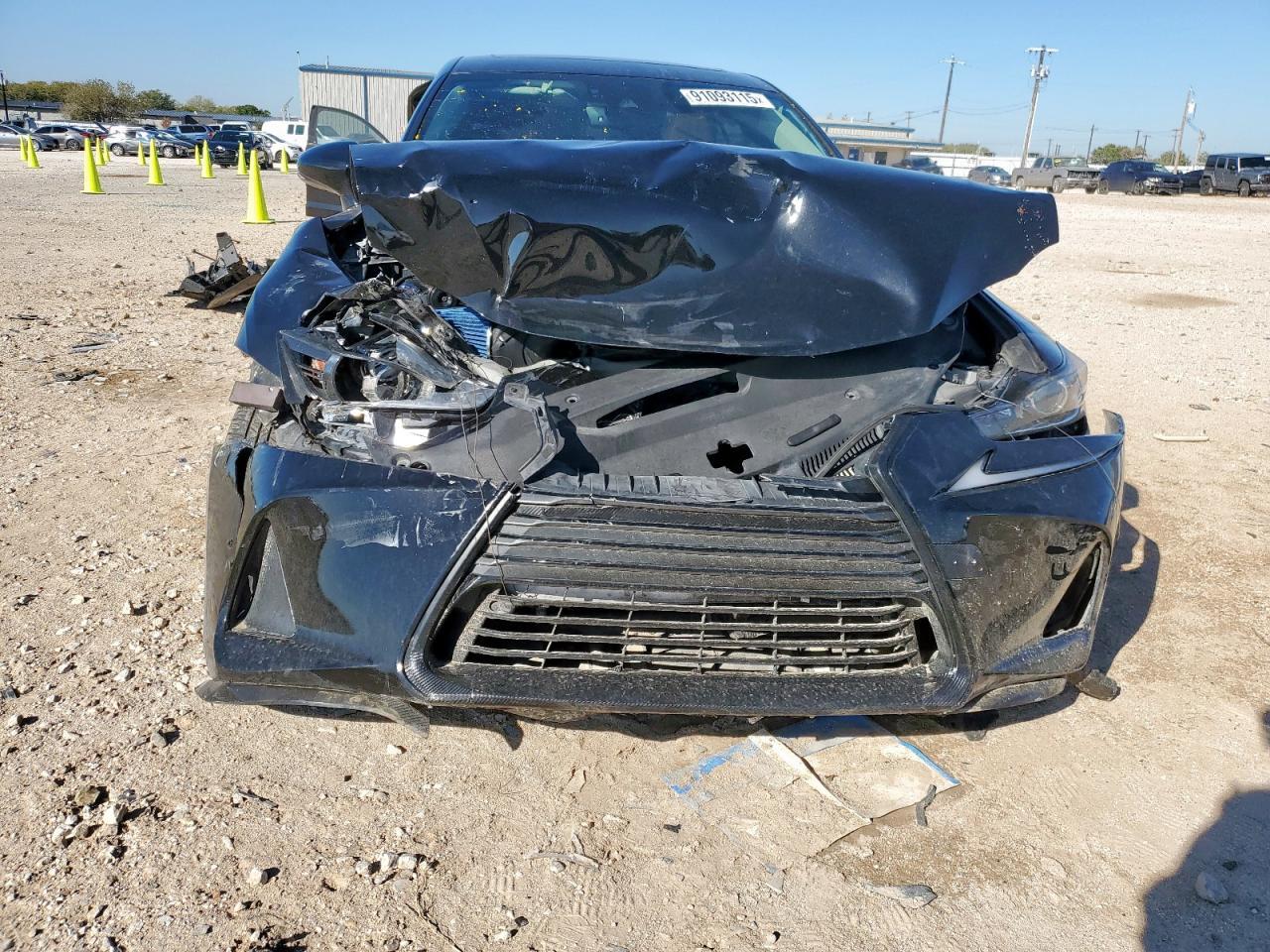 2017 LEXUS IS 200t