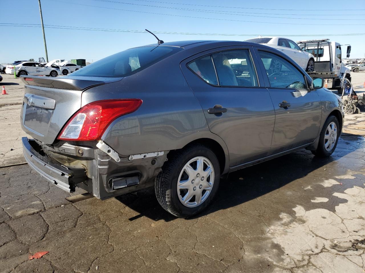 2019 NISSAN VERSA