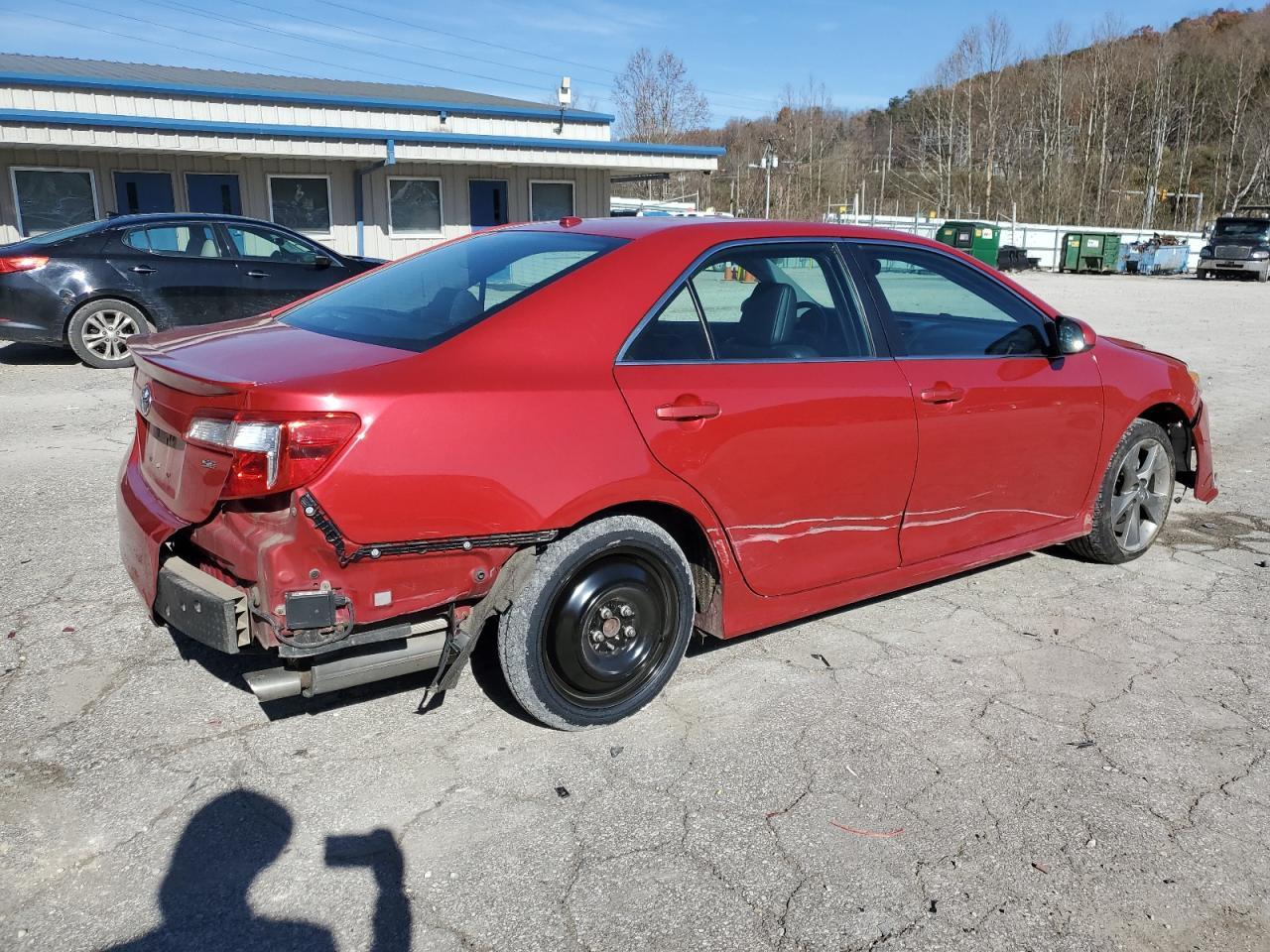 2014 TOYOTA CAMRY