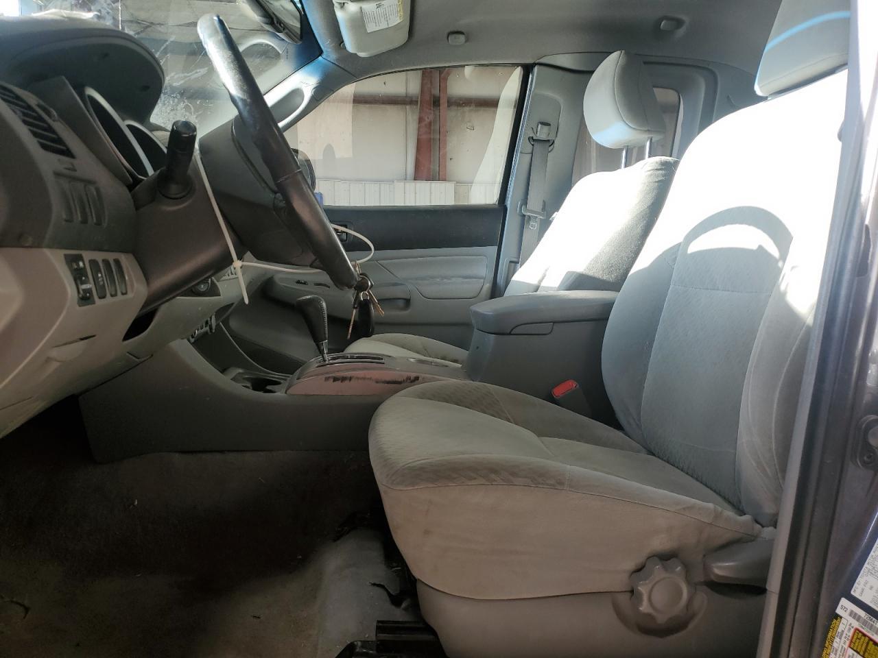2011 TOYOTA TACOMA