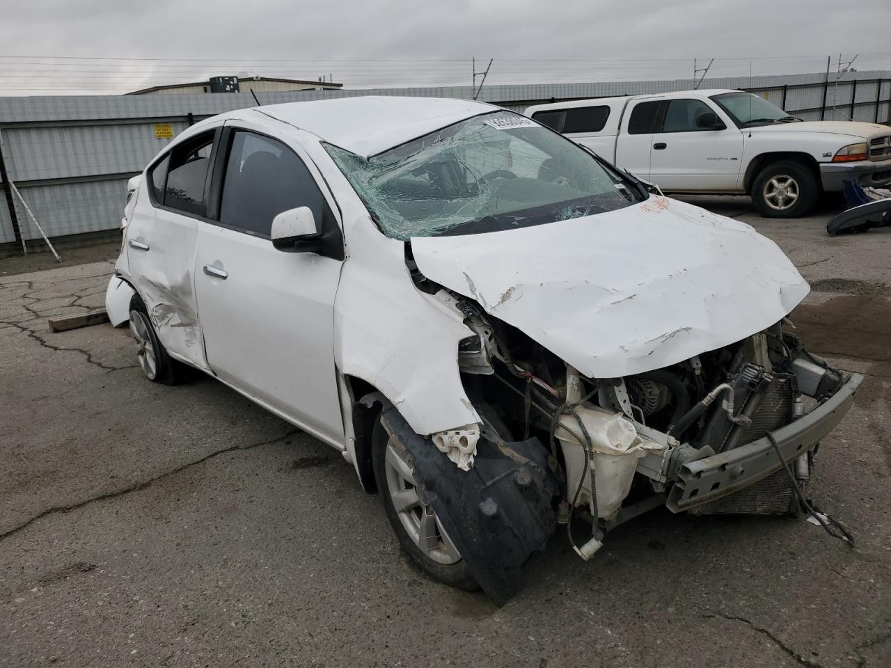 2014 NISSAN VERSA