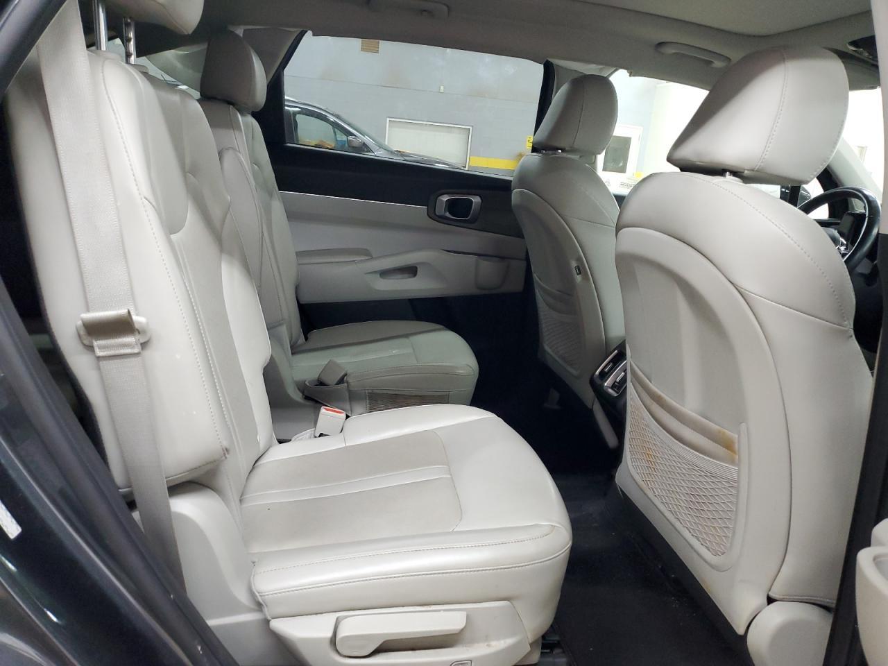 2021 KIA SORENTO