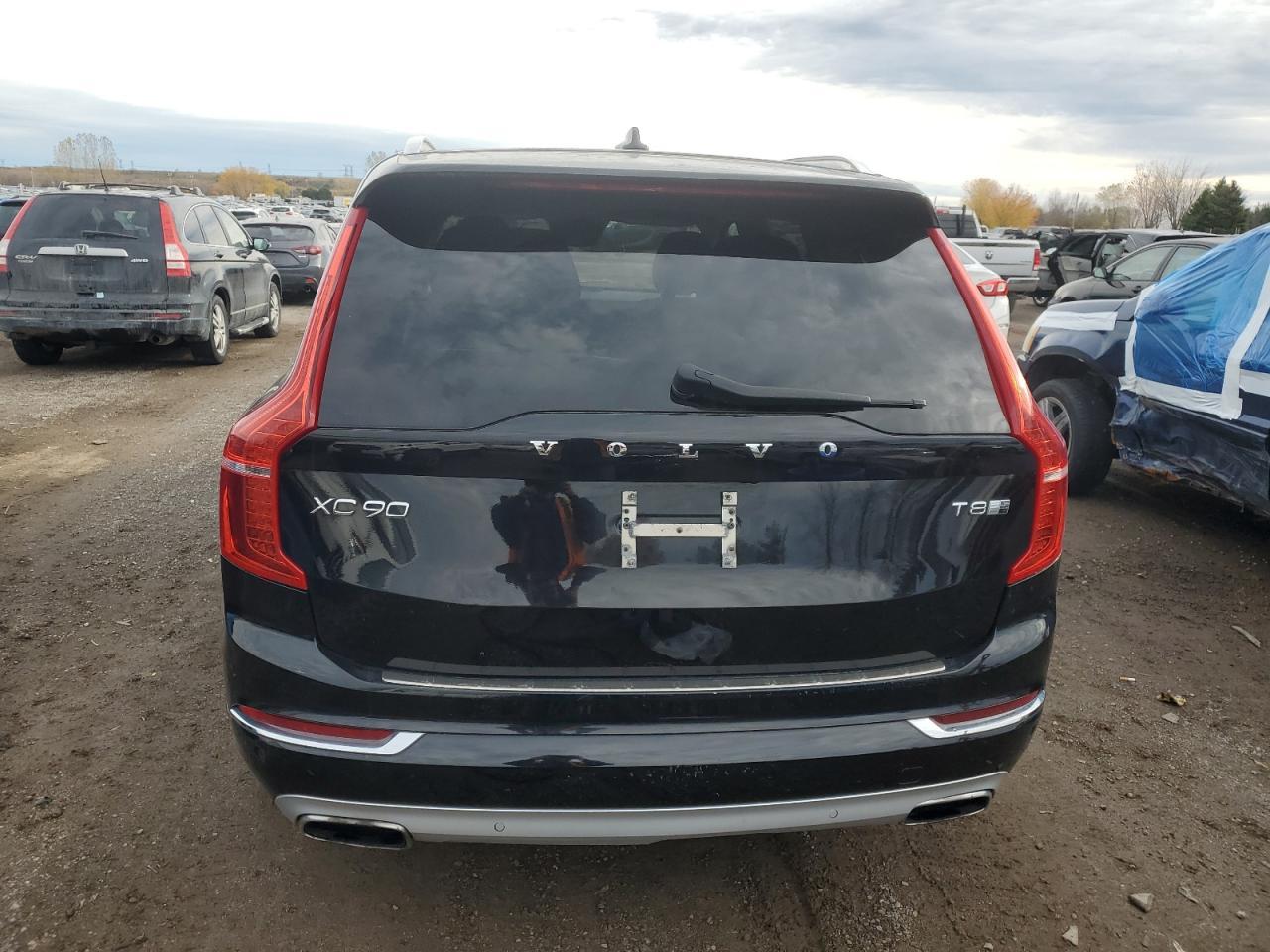 2018 VOLVO XC90