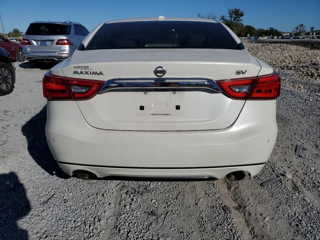 2016 NISSAN Maxima