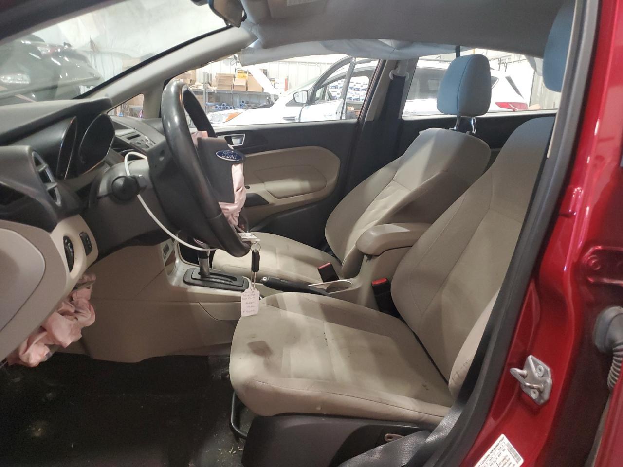 2016 FORD Fiesta