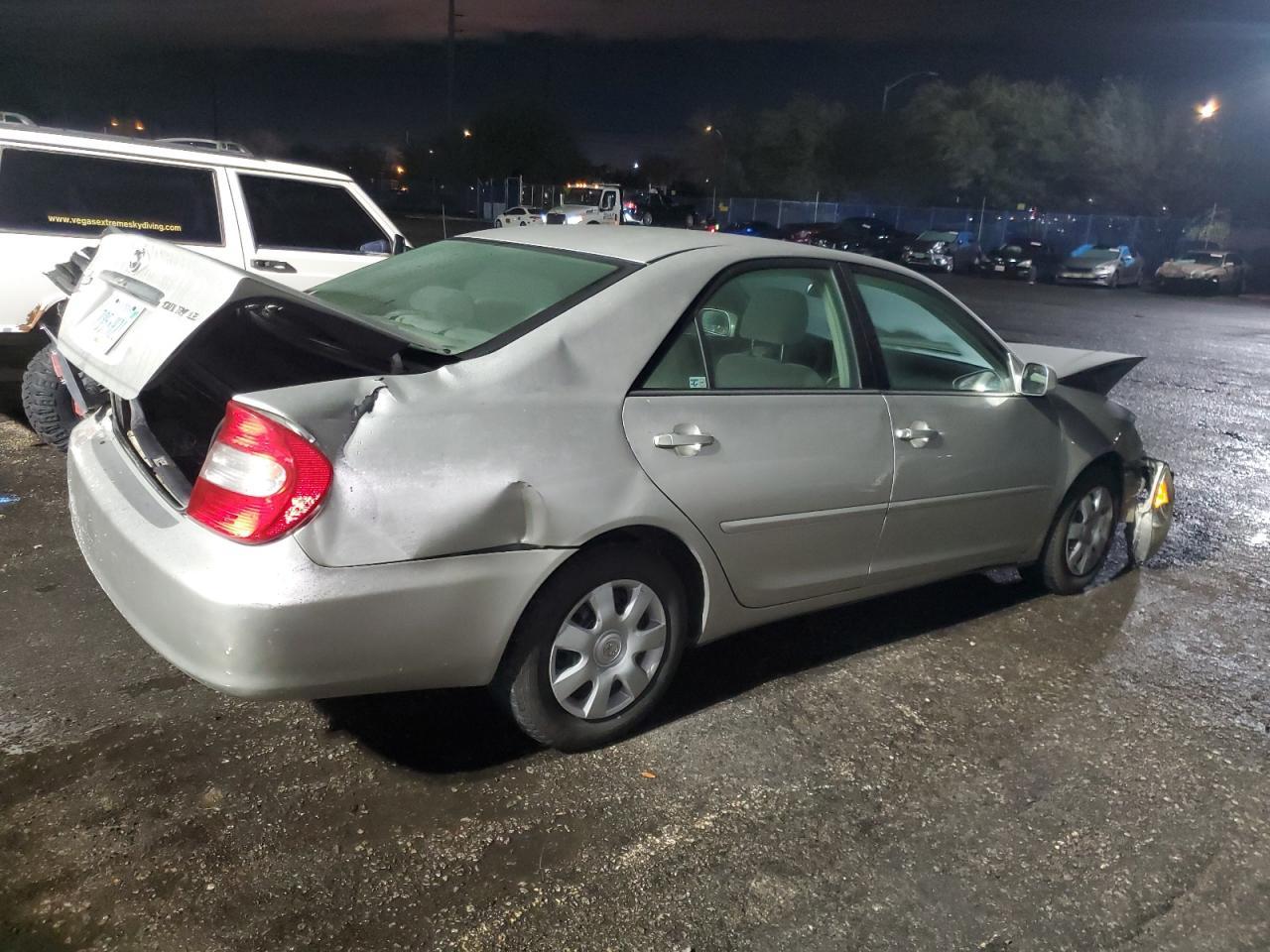 2004 TOYOTA CAMRY