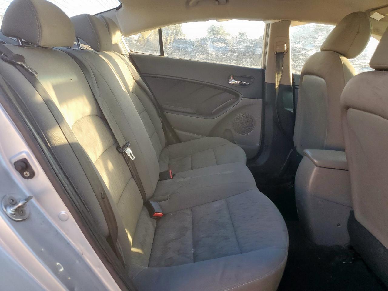 2016 KIA FORTE