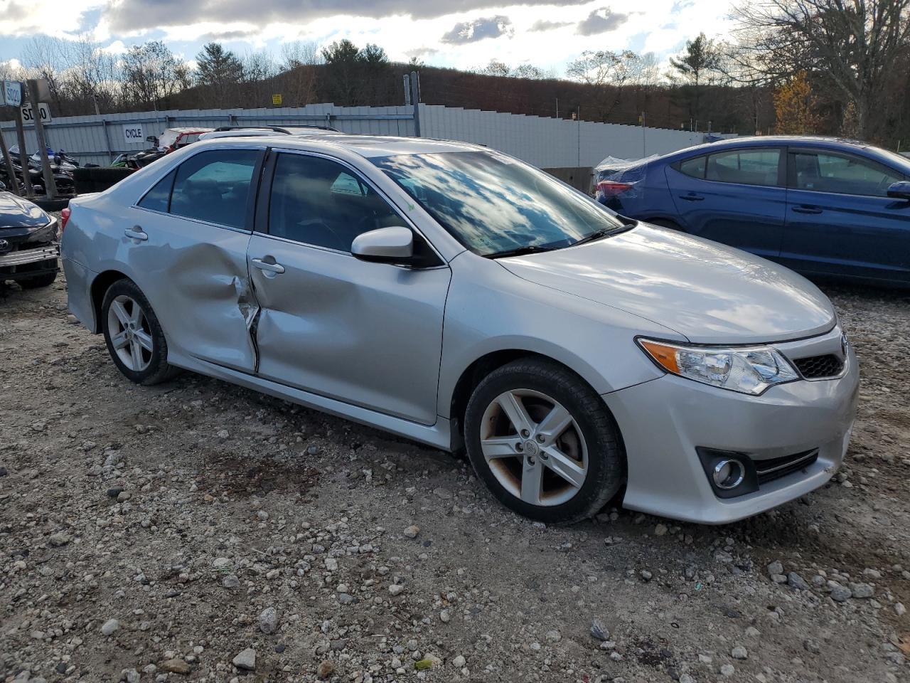 2012 TOYOTA CAMRY