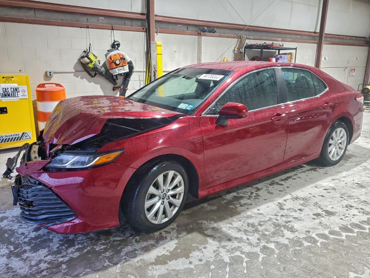 2018 TOYOTA CAMRY