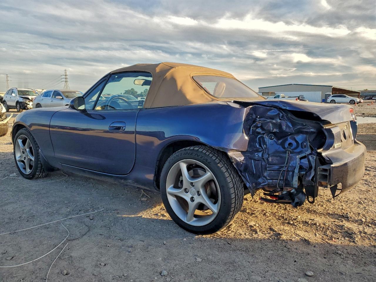 2002 MAZDA MX-5 Miata