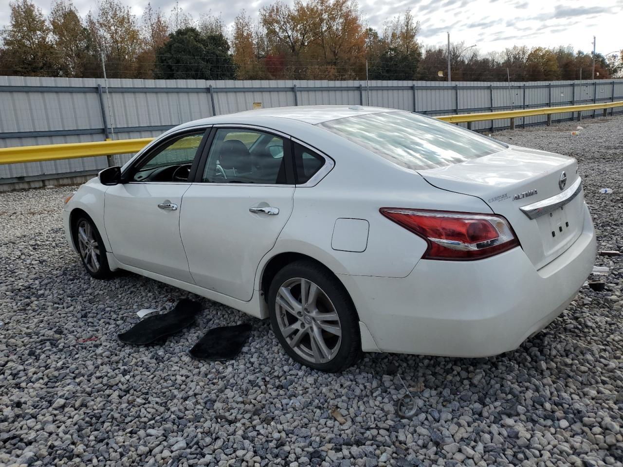2013 NISSAN ALTIMA