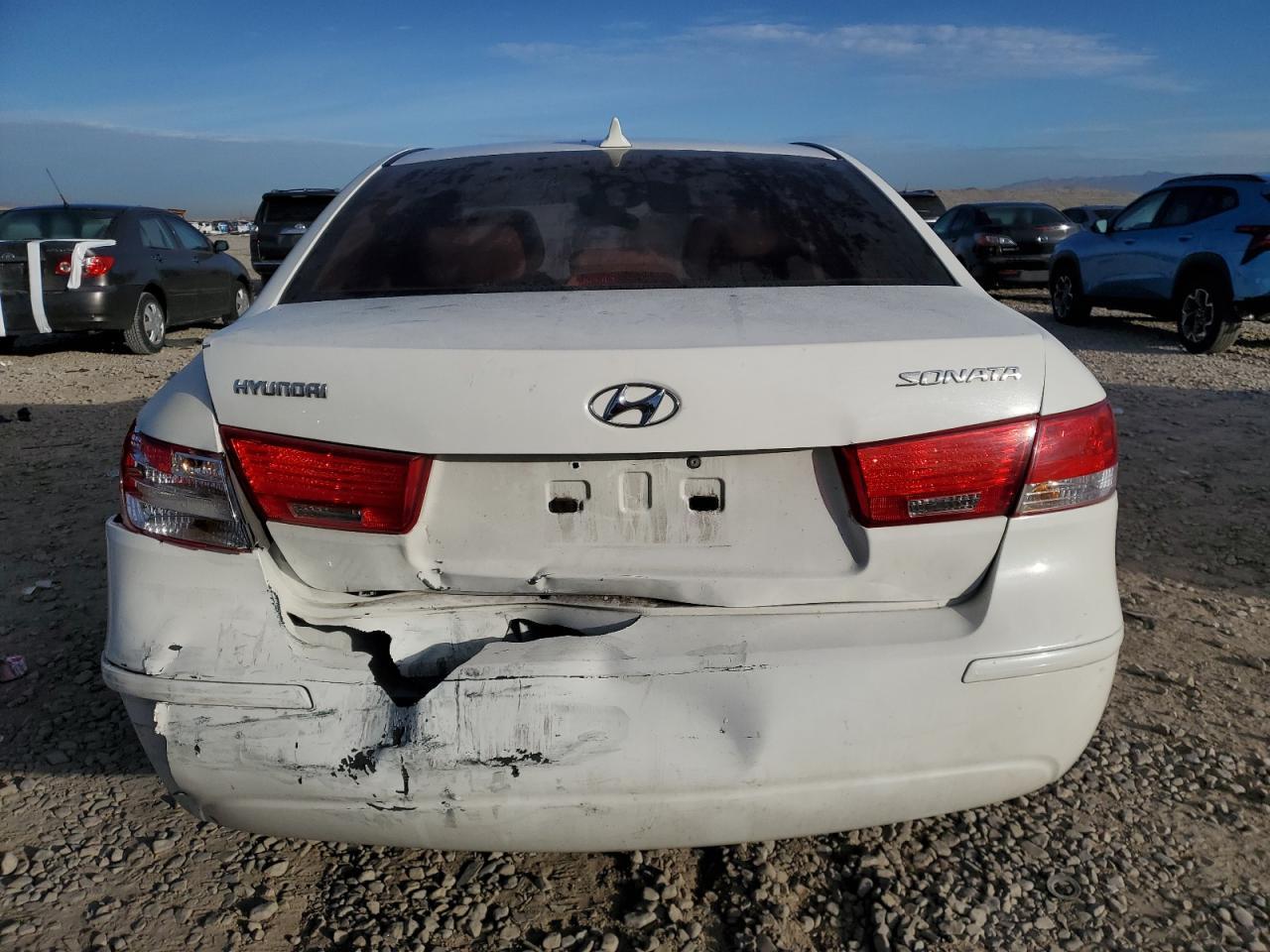 2010 HYUNDAI SONATA