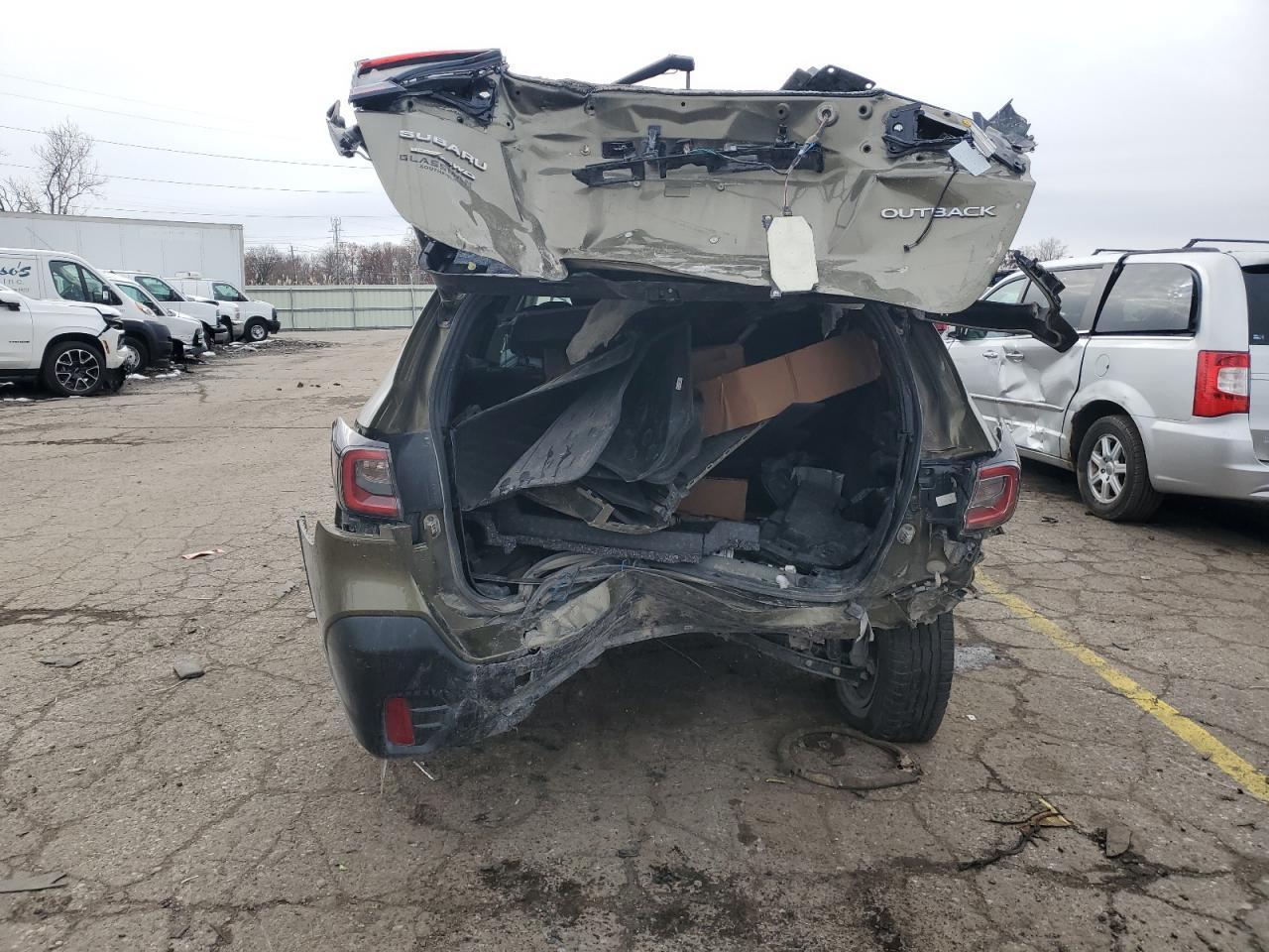 2021 SUBARU Outback