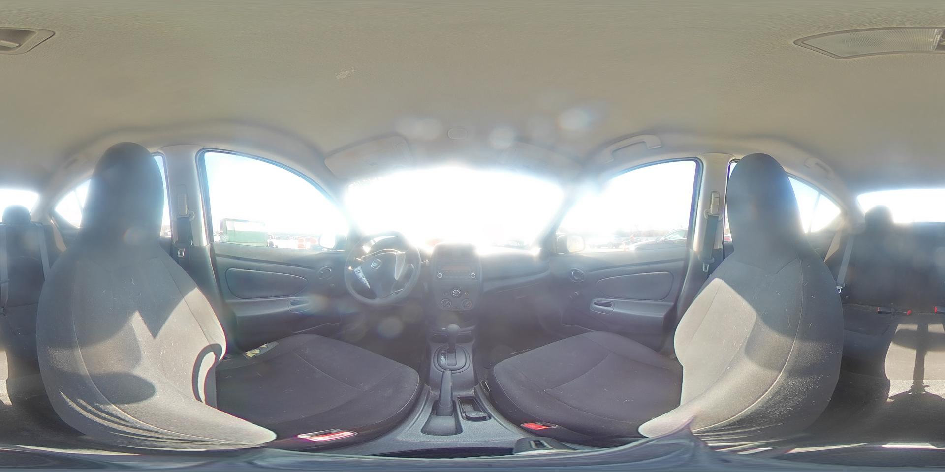 2015 NISSAN VERSA