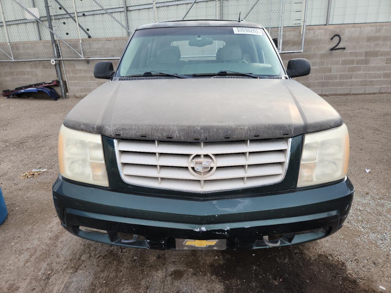 2002 CADILLAC ESCALADE