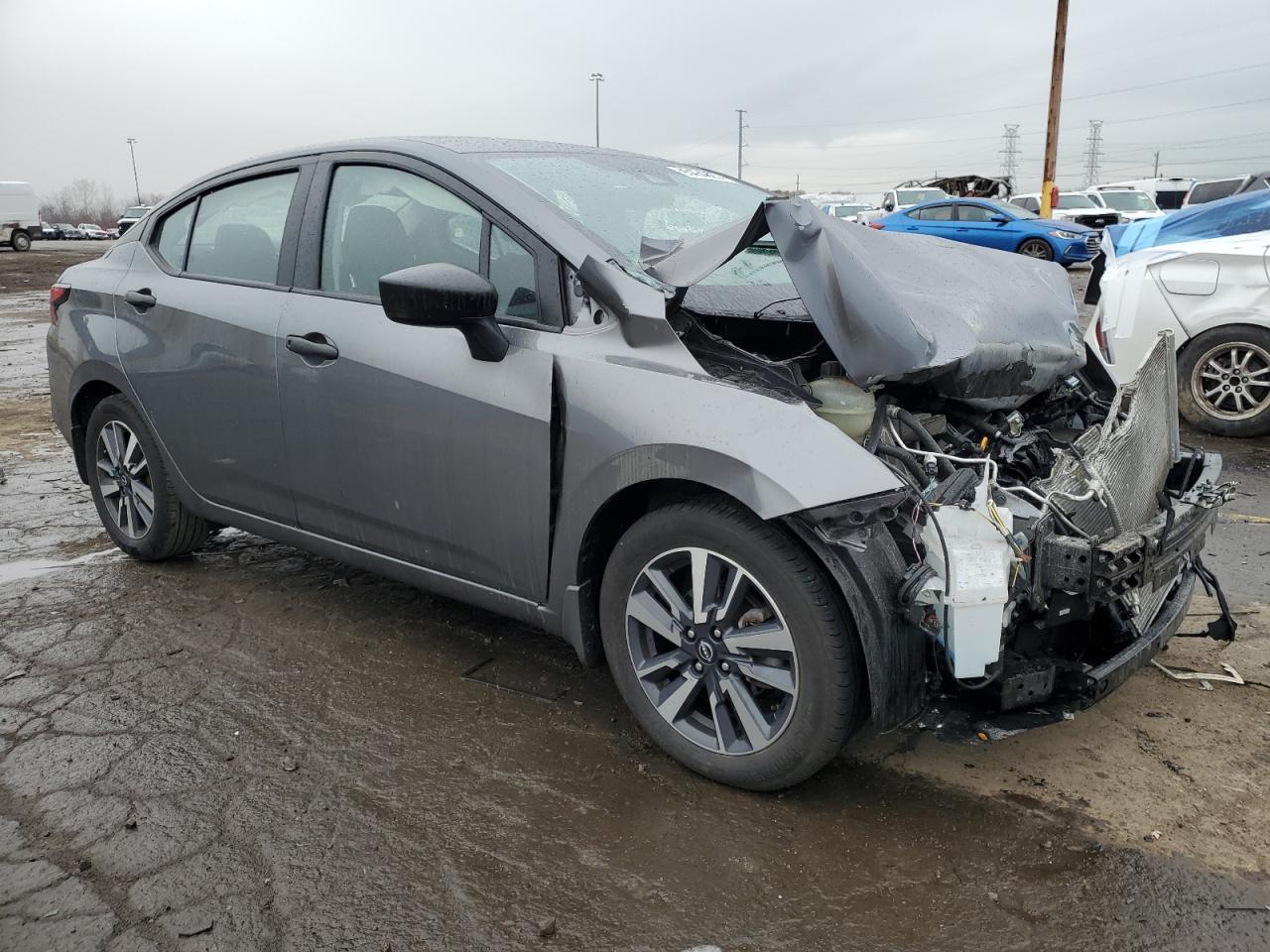 2024 NISSAN VERSA