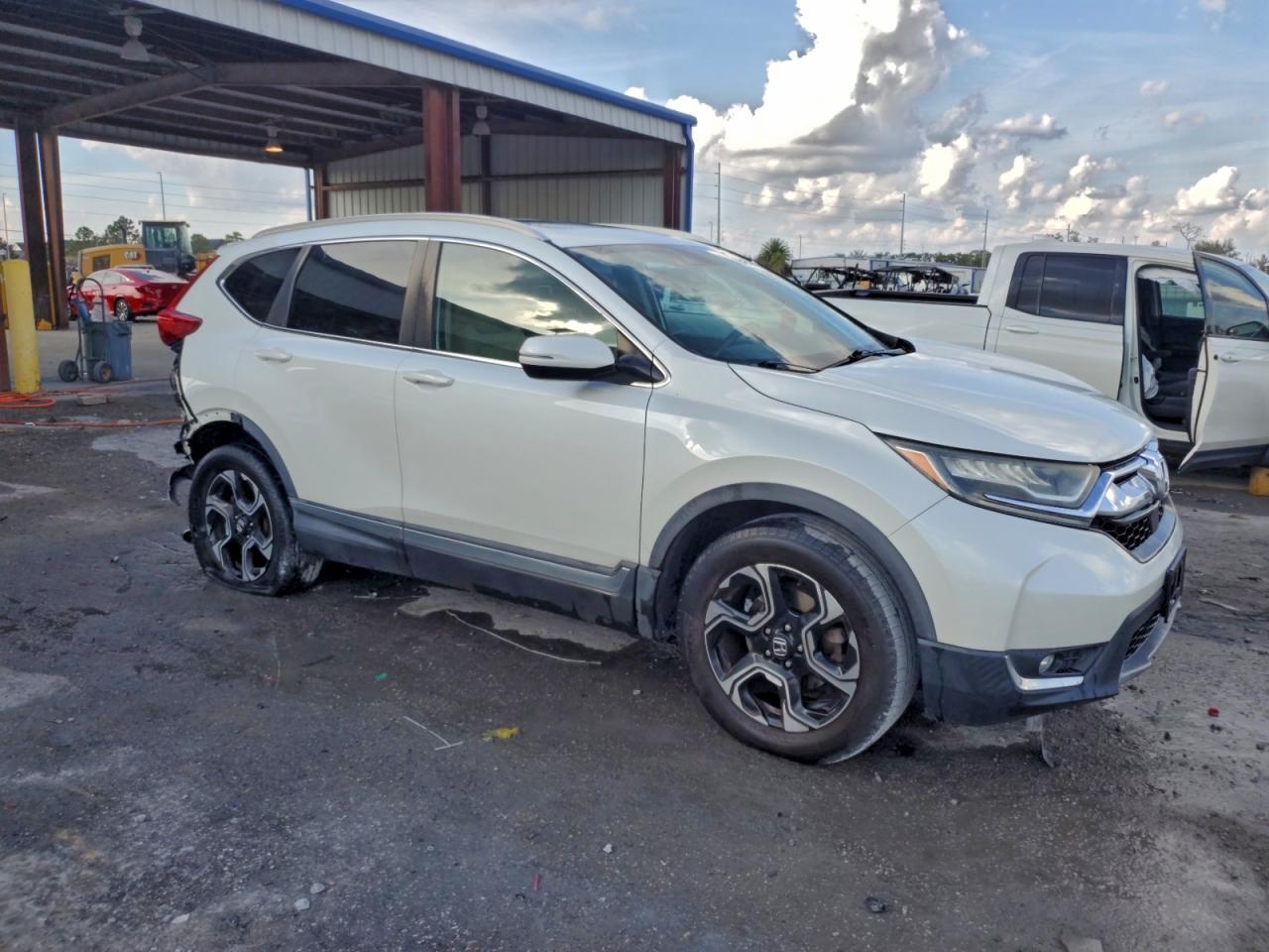 2017 HONDA CR-V