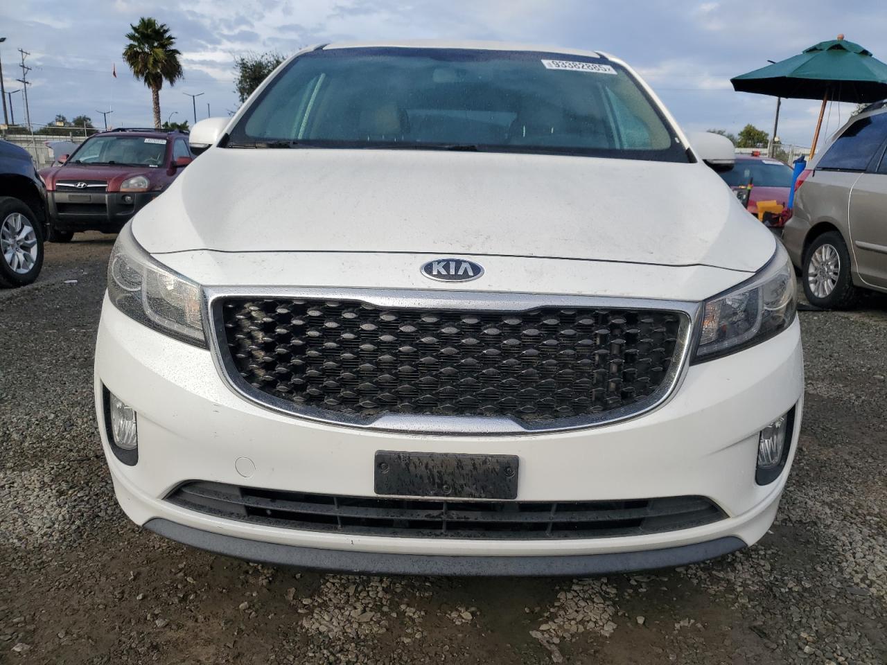 2016 KIA SEDONA