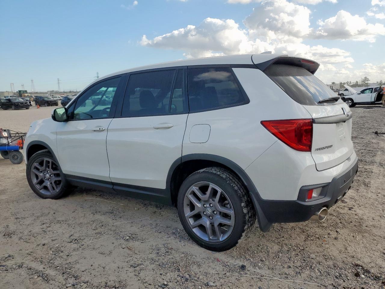 2022 HONDA Passport