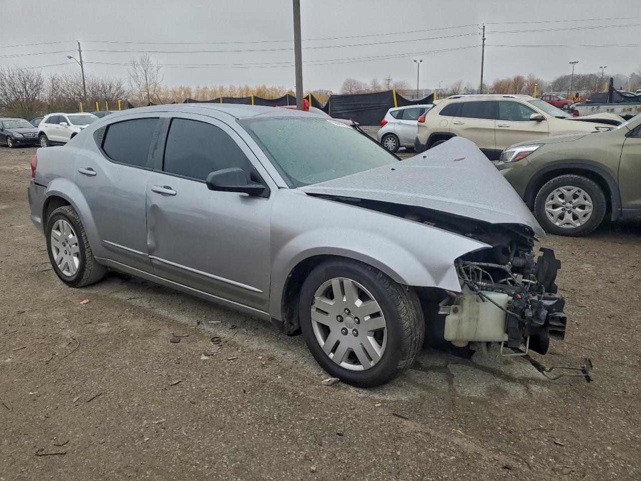 2013 DODGE Avenger