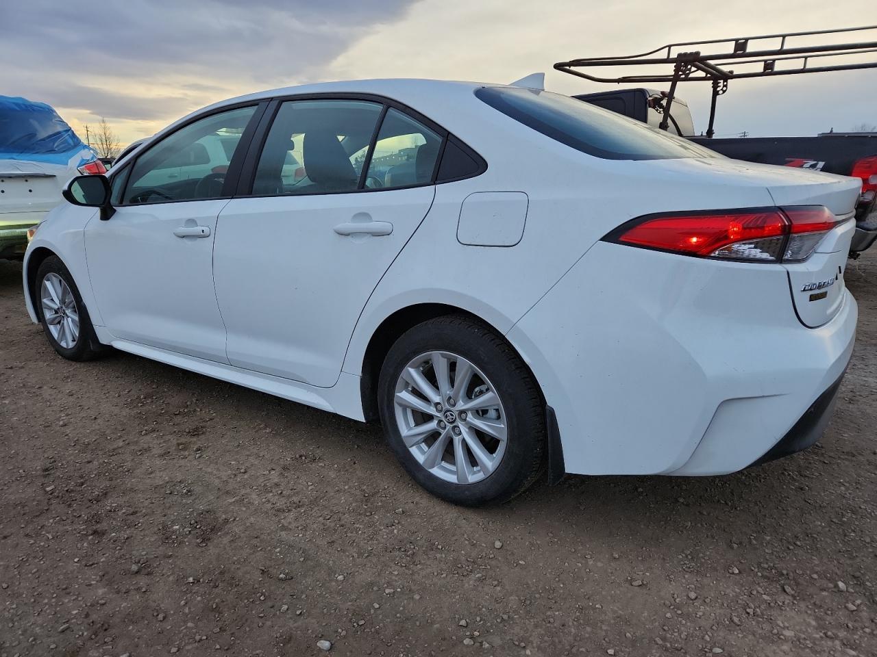 2024 TOYOTA COROLLA