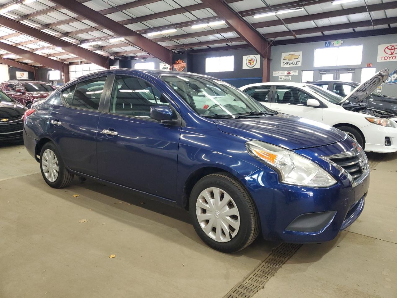 2018 NISSAN VERSA