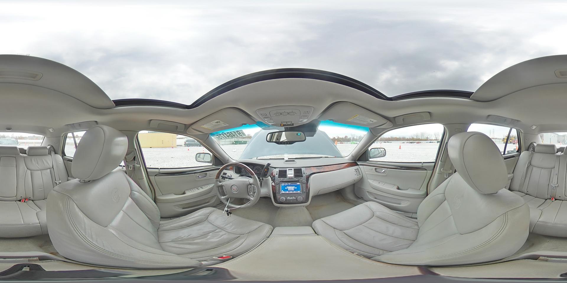 2010 CADILLAC DTS