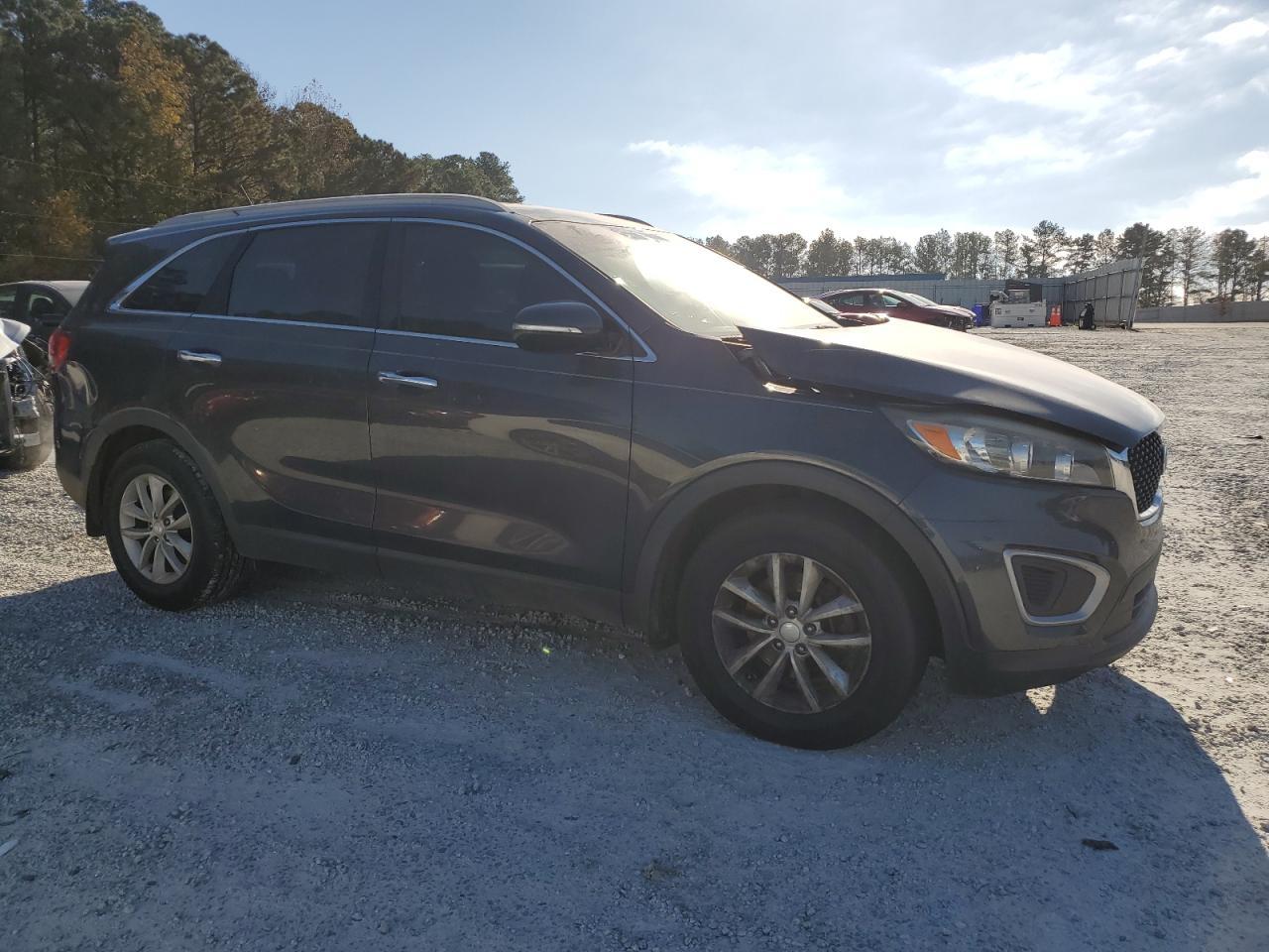 2017 KIA SORENTO