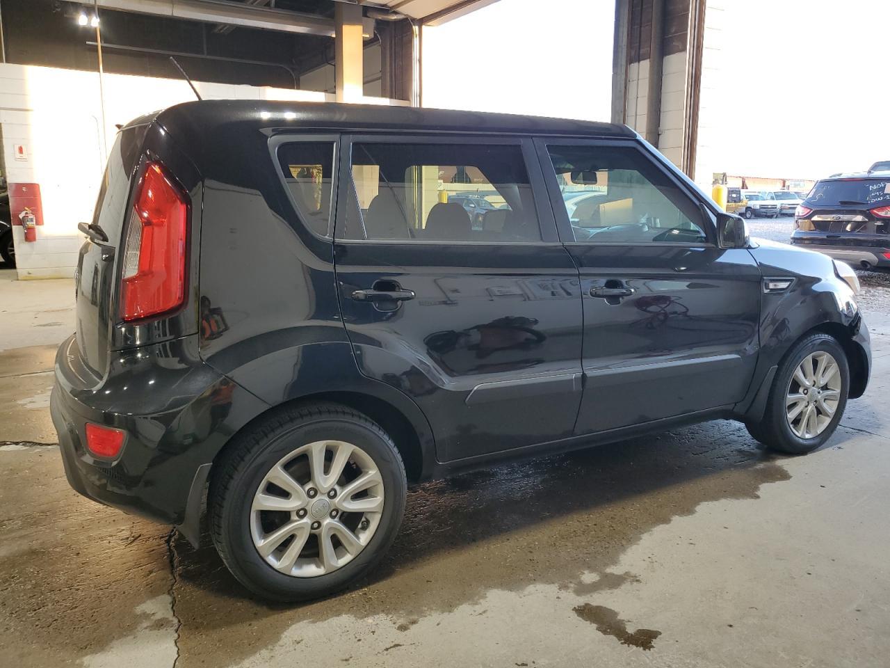 2013 KIA SOUL