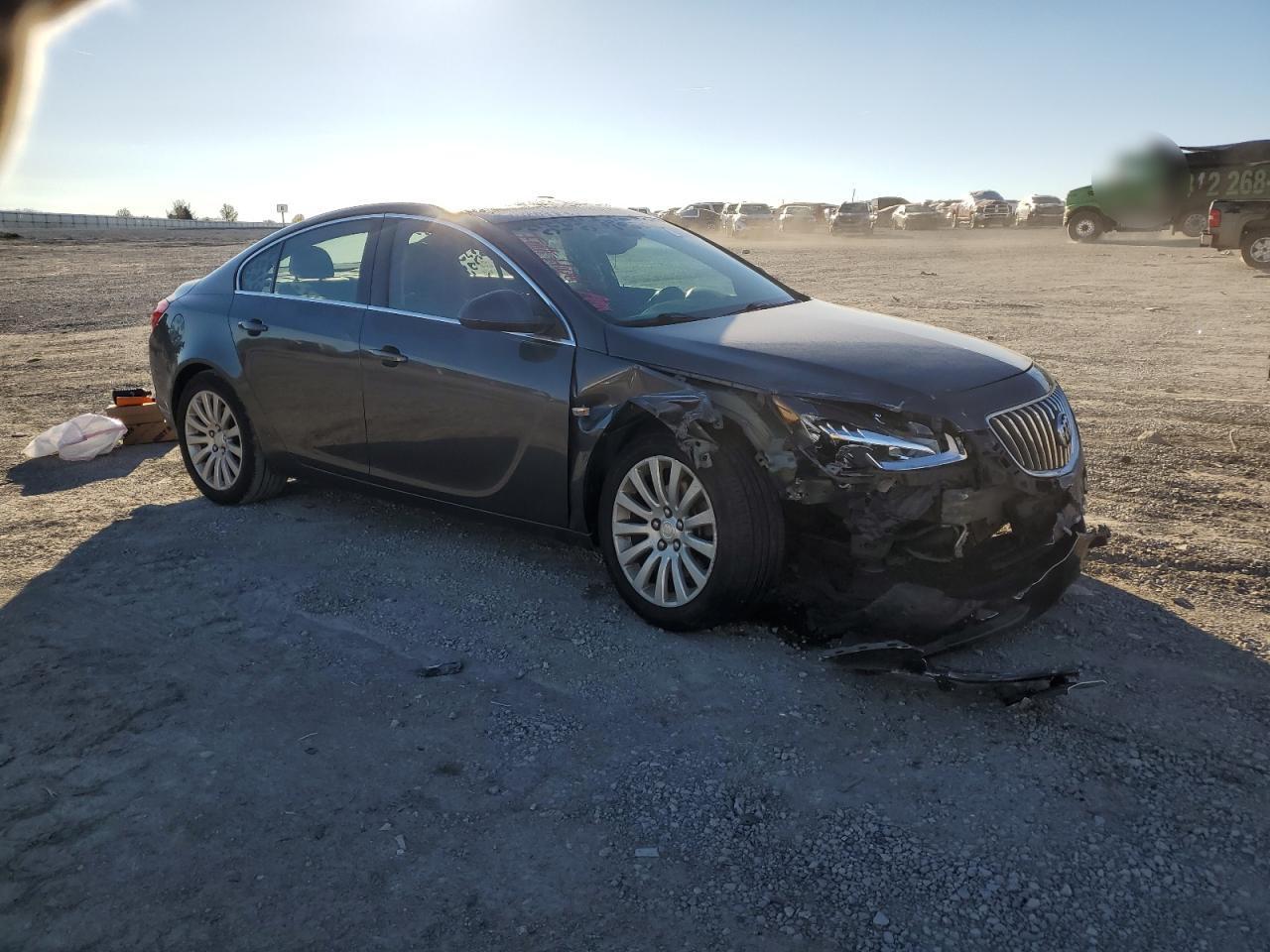2011 BUICK Regal