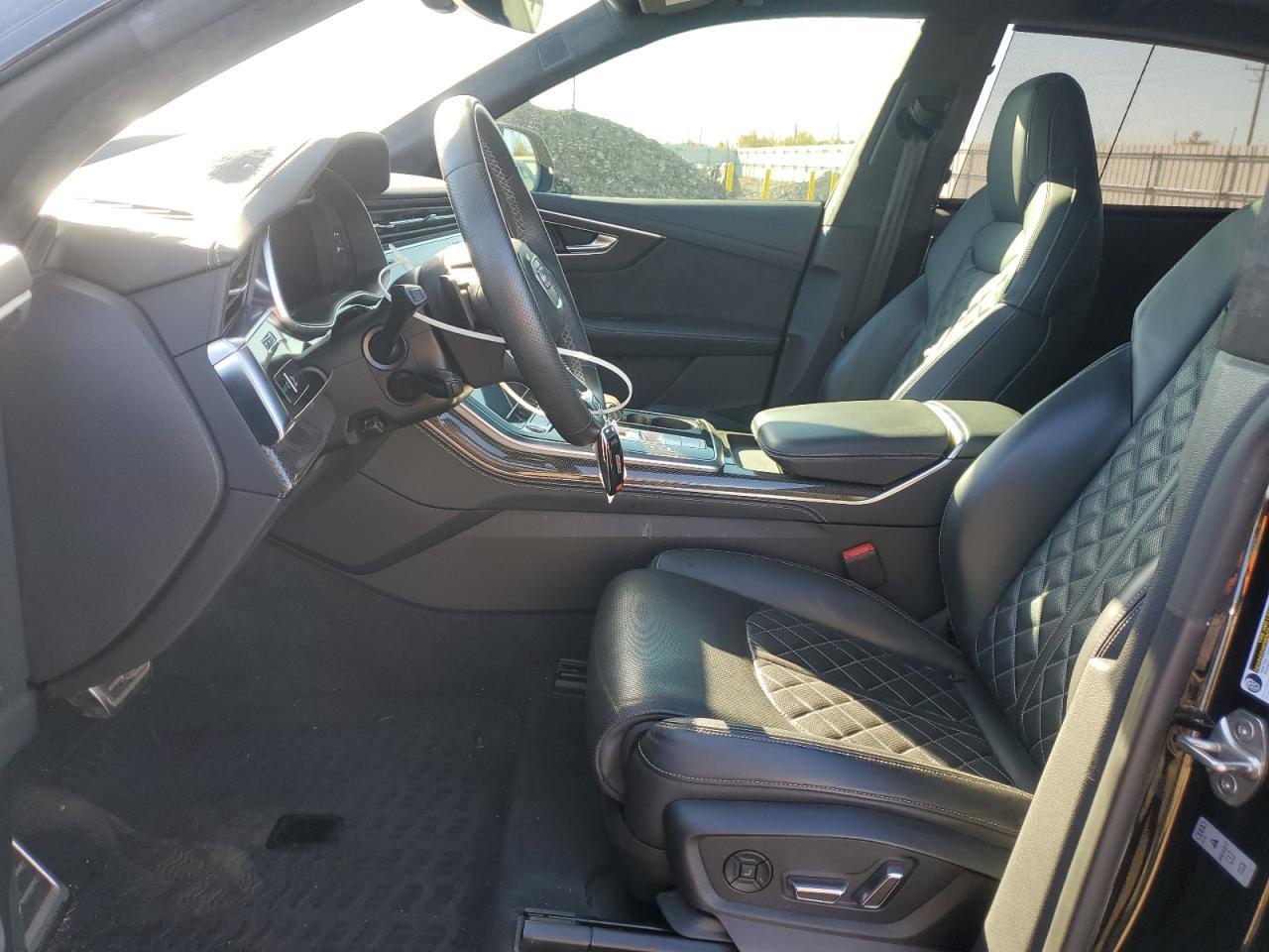 2022 AUDI SQ8